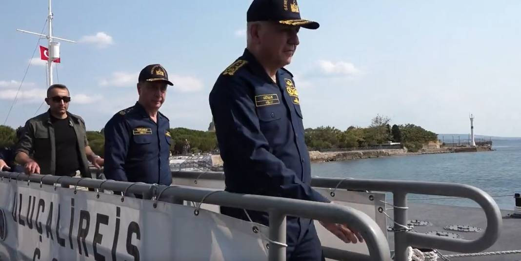 Genelkurmay Başkanı Gürak, deniz kuvvetleri unsurlarını denetledi - Resim: 15